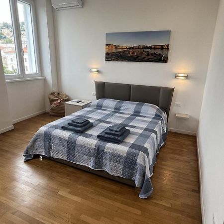 Casa Del Caffe Apartment ตรีเอสเต ภายนอก รูปภาพ